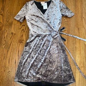 Velvet Faux Wrap Dress Size Medium NWT